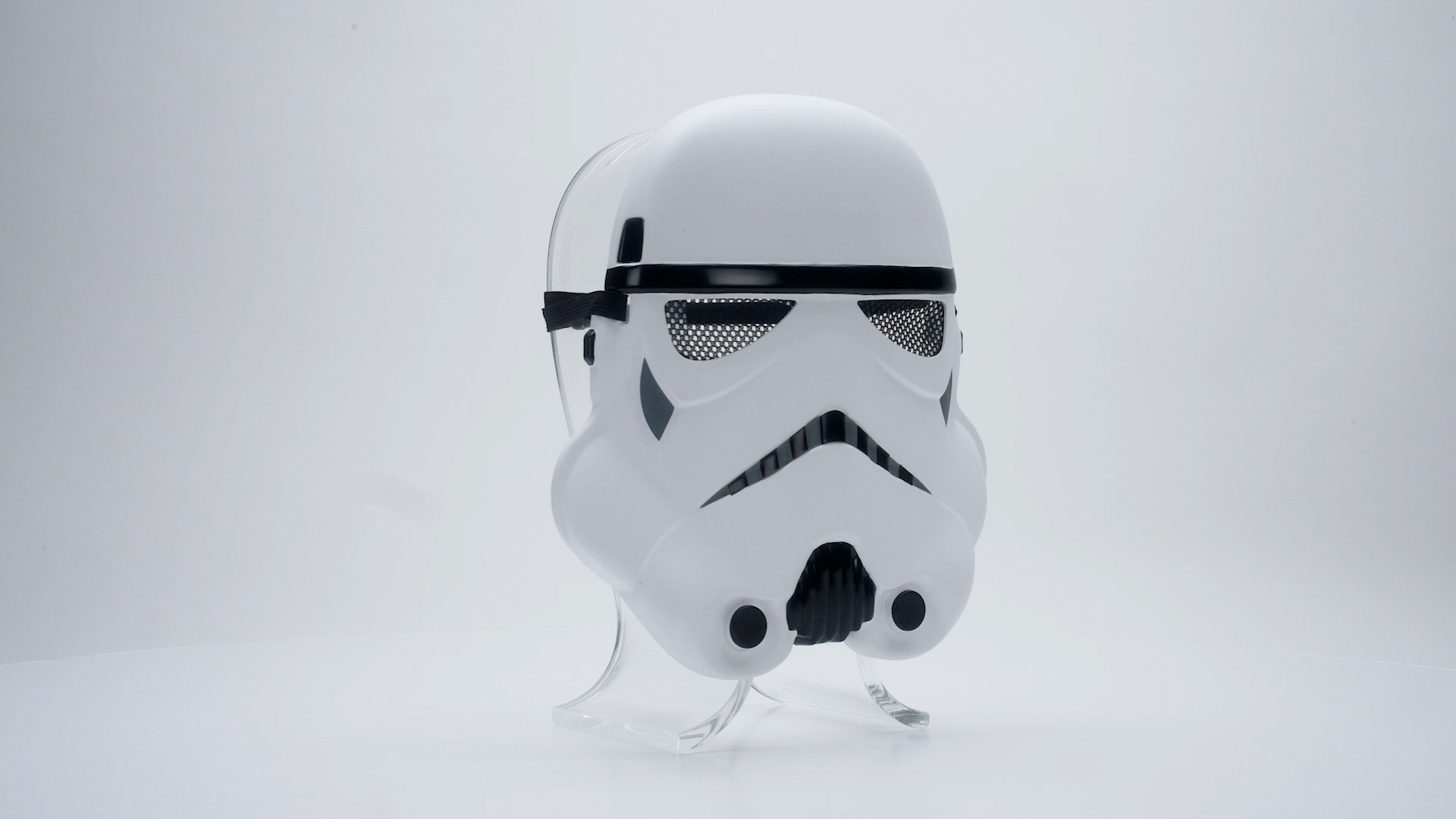 JWC1555 - Stormtrooper Child Mask VID 01
